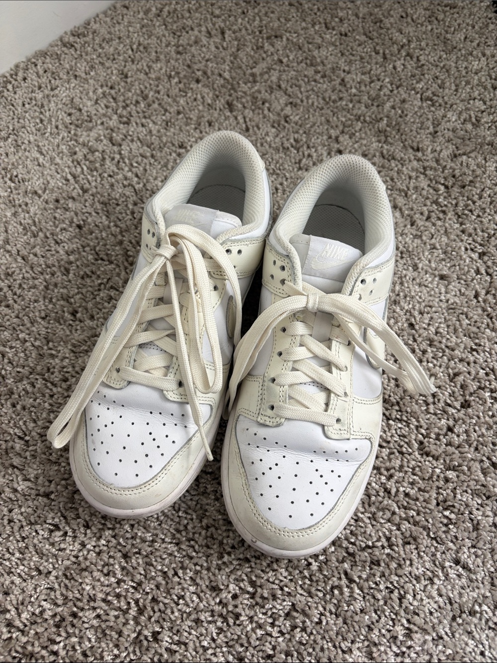 Nike Dunk Low "White Sail" Size 6 US W - Picture 3 of 6